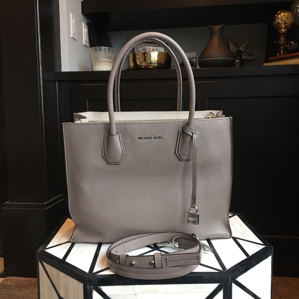 Michael Kors Mercer Large Tote